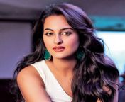 sonakshi sinha 1.jpg from sonakshi sinha sexy nude images 201
