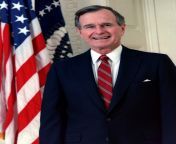 george hwbush president of the united states 1989 official portrait.jpg from pres jpg