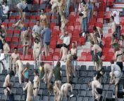 0013729e4ad90991eed510.jpg from naked in stadium