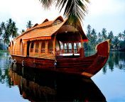 kerala houseboat tour packages.jpg from nileshwar