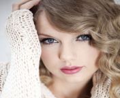  taylor taylor swift 39222116 2048 2048.jpg from taylor