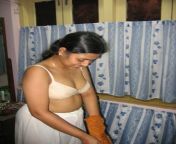 desi aunty 14.jpg from indian aunty without clothes sex mp4 porndownload fieriti irani full n