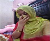 desi hijab girl pic 2016 28229.jpg from desi webcam hijabi capture