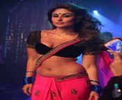 kareena kapoor deep navel heroine movie.jpg from kareena kapoor 3x video