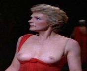 tumblr pdn72hwwrx1s6y0d3 400.jpg from 49 hottest julie andrews big boobs pictures are an appeal for her fans jpg