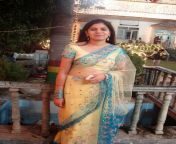 desi indian housewife in saree hot bold photos 1.jpg from indian desi panu net
