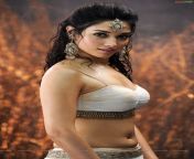 tamanna high resolution badrinath3.jpg from tammanna bhatiya latest bikini still in new tamil movie action