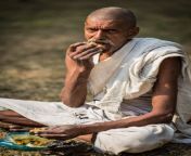 unidentified old indian man gaya india january eating street 69215781.jpg from indian with old m