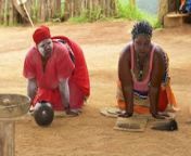 dança tribal do tribo zulu em áfrica do sul 45736269.jpg from zulu virgin dança sexual tribo nude