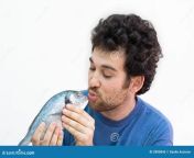 kissing fish 2890845.jpg from riae and fishball kissing