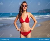 όμορφη δεψασμένη θηλυκή γυμναστική μεγάλο μοντέλο βυζιά με μοντάζ 159386716.jpg from Παπαθωμά στα καλύτερα της βυζιά