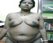 722 1000.jpg from indian mature aunty with saggy tits licking her chut pussy