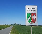 220px landesgrenze zu nordrhein westfalen.jpg from nrqw