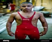 an indian kushti wrestler pose for a photograph at the guru hanuman dbk36b.jpg from very hot man womain kusti