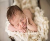 newborn photography avalon nj a little closer and would you look at the hair on this little one.jpg from xxx small beby