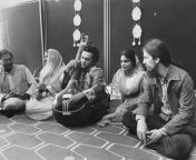 indian sitar used on beatles norwegian wood sold for 54000 1024x813.jpg from south indian husband and wife from indian husband and wife in hotel