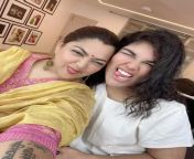 viral pictures of kushboo with her lovely daughters 169150227180.jpg from kushboo photos daughters facebook actress family images hot wiki khushbu sundar actress tamil actor movies tamil actress marriage latest photos biography tamil actor house prabhu jpg