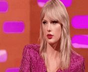 icegif 1701.gif from taylor swift nude fakes gifs