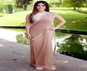 sunny leone looks drop dead gorgeous in saree 4.jpg from sunny leone saree dropping