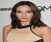 gal gadot at keeping up with the jones screening in los angeles 10 20 2016 6.jpg from 10 gals 16