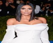 kim kardashian at 2017 met gala in new york 05 01 2017 4.jpg from kim