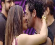 akanksha puri jad hadid s kiss on bigg boss ott 21688565558809.jpg from bollywood star kissing bd xgoro