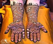 symmetrical dulhan mehndi design full hands.jpg from indian mehandi in hand suhagrat sex