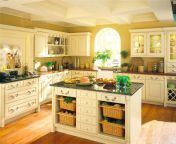 country kitchen design pictures with white oak kitchen cabinets with kitchen island ideas for new gallery kitchen designs ideas.jpg from 大c廚房 the bic kitchen 黑芝麻湯圓