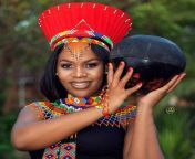 a zulu woman 598x598.jpg from african culture umemulo