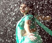 5e29b7c39d0904620fc5748f47283ba9.jpg from tamil actress rain blouse boobs scenesahesh babu videos download com