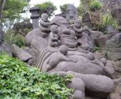 175c7dab7151d59d09a6b618b9c4076f isla jeju stone statues.jpg from erotic land