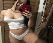 d05597e86895971cc7374b3216253d49.jpg from latina long nipples selfie