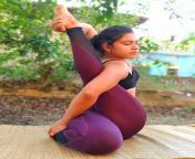 dc72464519b5e352de9dc92017d77ed3.jpg from indian pratice hot yoga