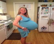 fc3157fea511b2de693d6ea7d77df91d.jpg from 9 month pregnant