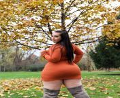 c3112007a56bbebba51f465c35fecdbc.jpg from bbw young nude curvy voloptuous wide hips orange shaped