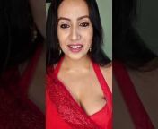 hqdefault.jpg from view full screen desi aunty changing her dress