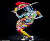 article 2683002 1f686cf900000578 5 470x811.jpg from body paint nude 5