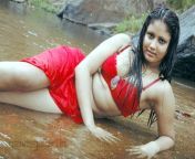 machakkanni movie hot stills photo gallery 01.jpg from tamil actress wet ni