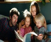 parents children reading bed 1296x728 header 1296x728 jpgw1155h1528 from parenting