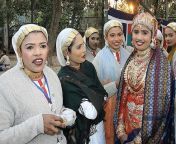 kerala muslim wedding ladies talking jpgresize565393 from kerala muslims