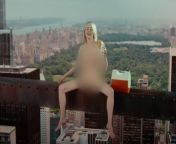 1 emma stone strips completely naked as she parades through new york in snl sketch.jpg from ece uner nude celebrity 4 jpg