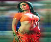 13ajay devgn hottest heroine1.jpg from kareena kapoor hot navel kiss in red saree film omkara xxx potes com kajal sex sex xxx com