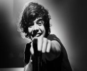 harry up all night tour one direction 37047045 500 319.png from harry up