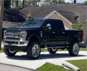 2219862 1 2019 f 250 super duty ford rough country suspension lift 65in kg1 forged rebel wheel color.jpg from kg1