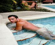 hot naked man in the pool gunther allen.jpg from nacked in pool