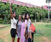 lady shri ram college for women jpgimresizewidth450aspectfittypenormal from दिल्ली कॉलेज लड़की सा