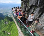 china hunan zhangjiajie glass road on cliff cn.jpg from china fath