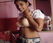 young mallu girls showing bra 225x225.jpg from bangla mallu sex without dress pinkybhabhi comil aunty enjoy sex mp4 video download com18