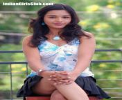 young indian girl upskirt pics actress yamini.jpg from indian college upskirt boobs cleavage