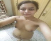 srinagar muslim college girl nude selfies leaked004.jpg from srinagar sex nude image